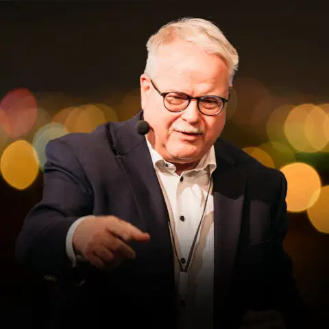 Kjell-Roger Holmström